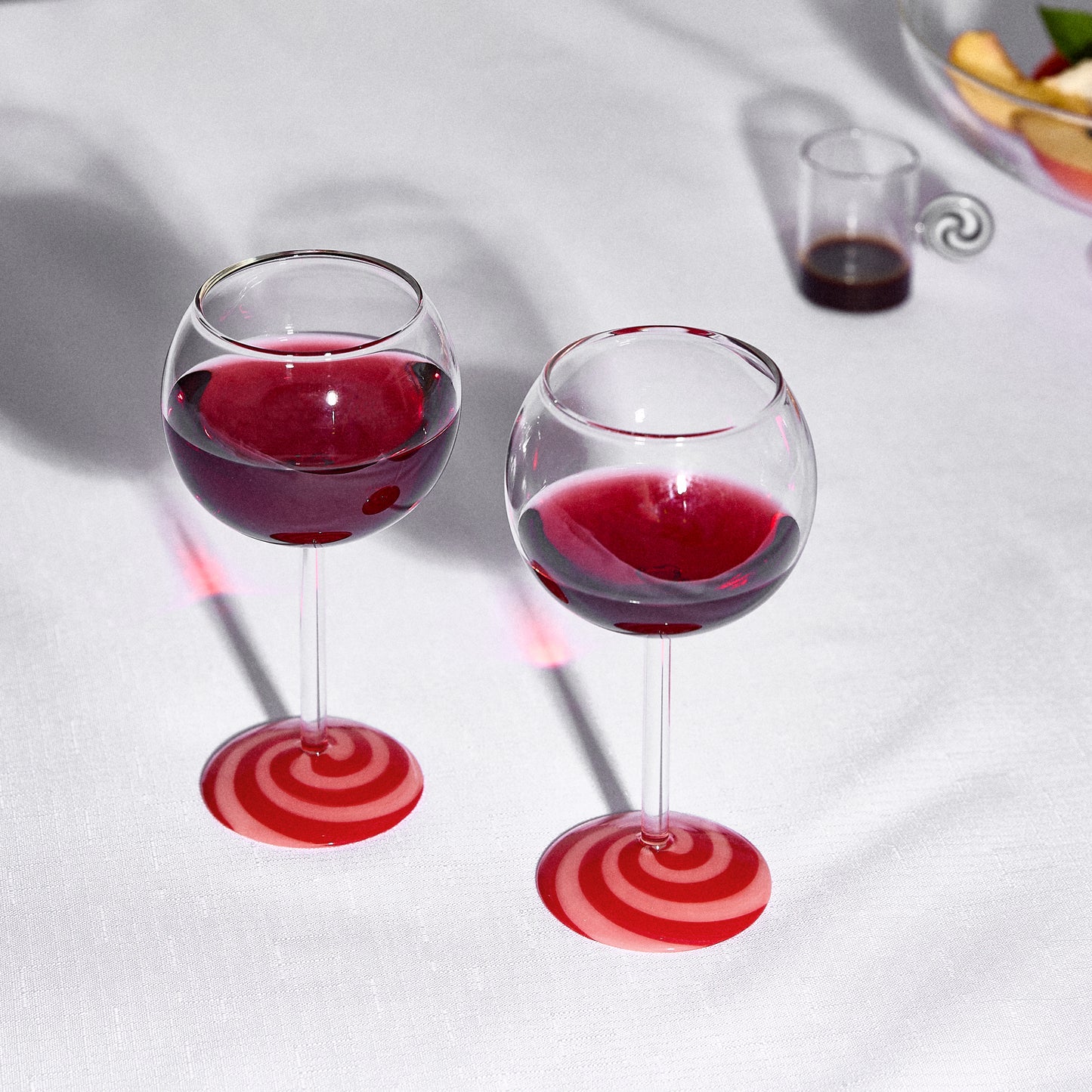 TWO X SWIRL WINE GLASSES